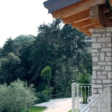 Charmantes In Mit Botanischem Garten Und Seeblick Feriehus Toscolano Maderno